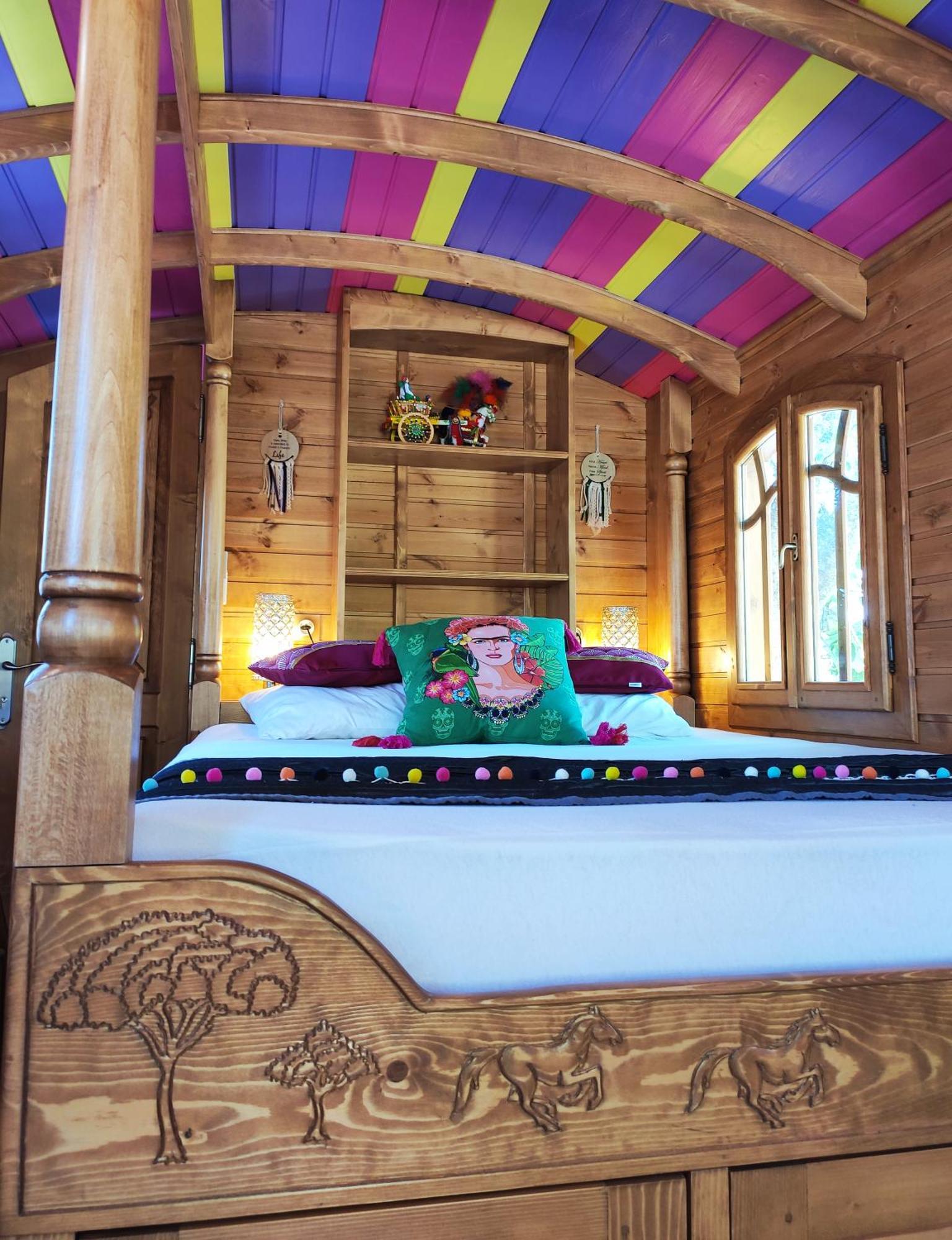 Logis Le Nid Du Pont De Gau Aparthotel Saintes-Maries-de-la-Mer Bilik gambar